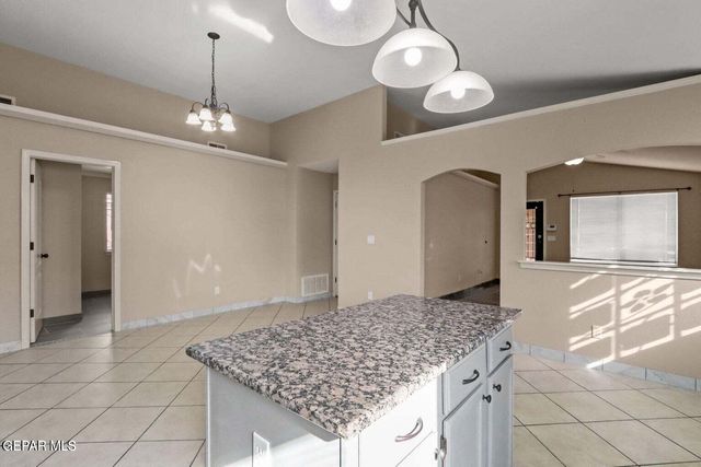 804 DESERT CACTUS Drive, Horizon City, TX 79928