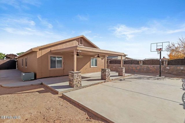 804 DESERT CACTUS Drive, Horizon City, TX 79928