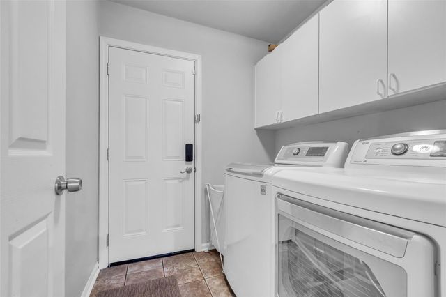 62 Laughing Brook Court, Spring, TX 77380