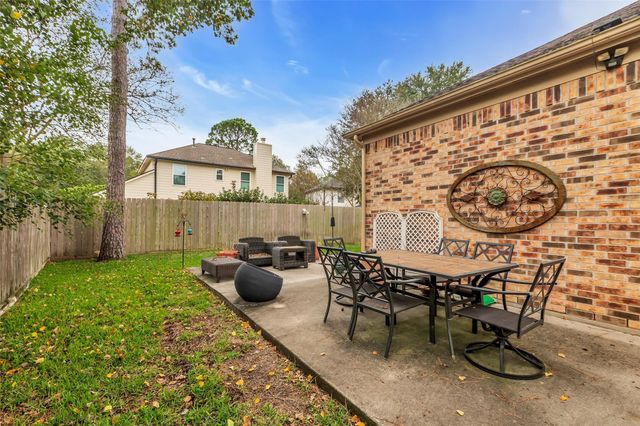 62 Laughing Brook Court, Spring, TX 77380