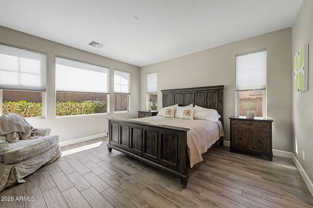 935 W GRAND CANYON Drive, Chandler, AZ 85248