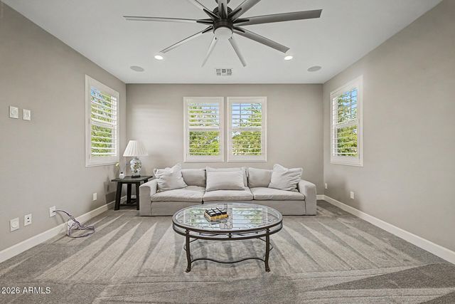 935 W GRAND CANYON Drive, Chandler, AZ 85248