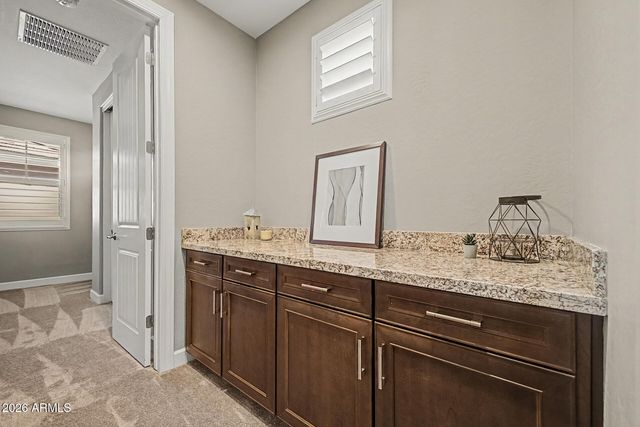 935 W GRAND CANYON Drive, Chandler, AZ 85248