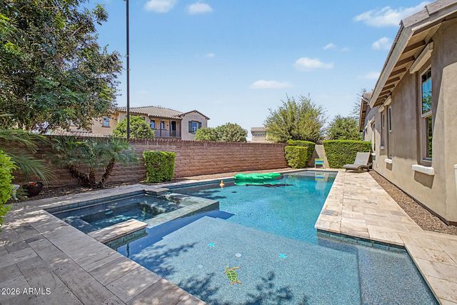 935 W GRAND CANYON Drive, Chandler, AZ 85248