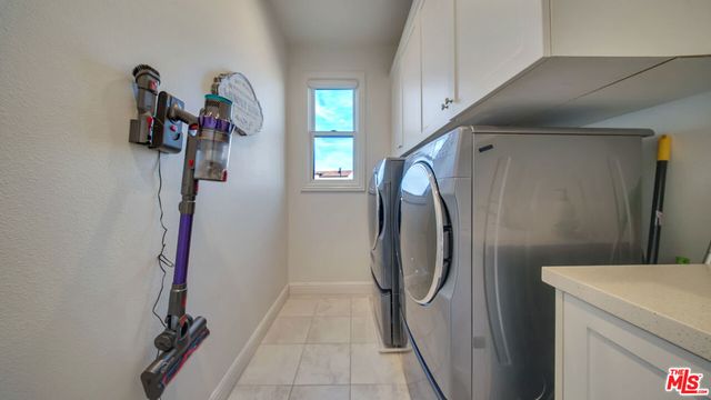 20111 W Piccadilly Lane, Porter Ranch, CA 91326