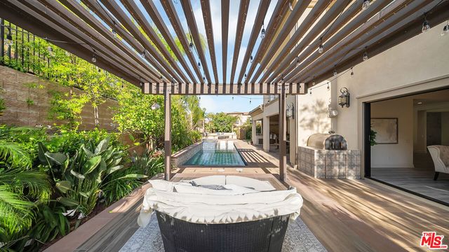 20111 W Piccadilly Lane, Porter Ranch, CA 91326