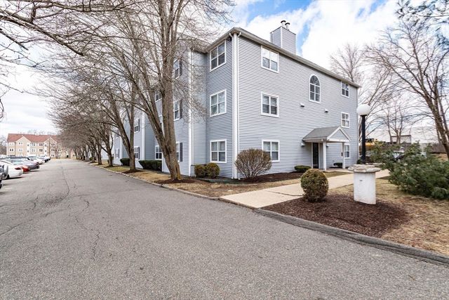 9 Longworth Ave 113, Brockton, MA 02301