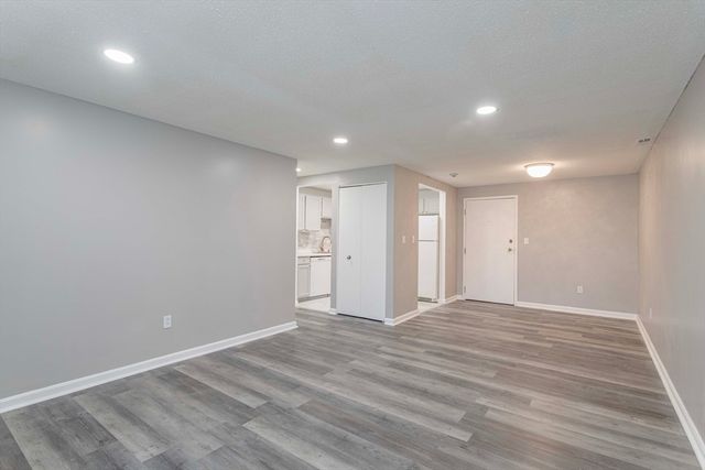 9 Longworth Ave 113, Brockton, MA 02301