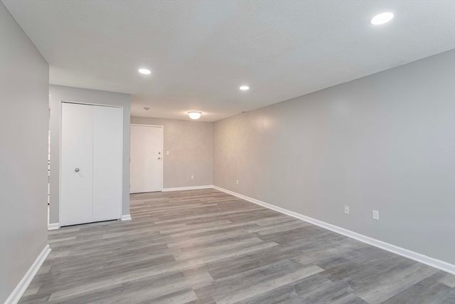 9 Longworth Ave 113, Brockton, MA 02301