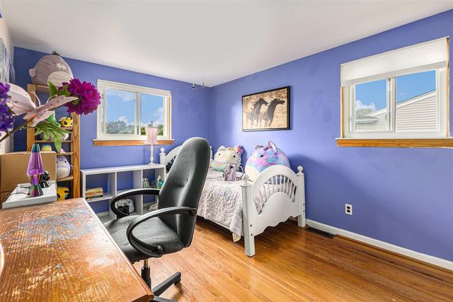 535 S Hubbard Street, Westland, MI 48186