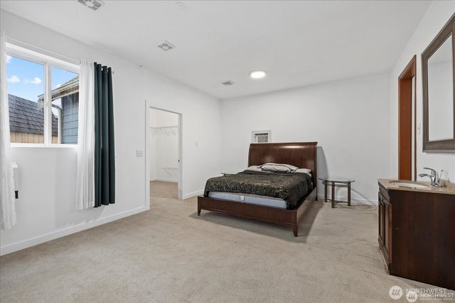 128 Milwaukee Boulevard S, Algona, WA 98001