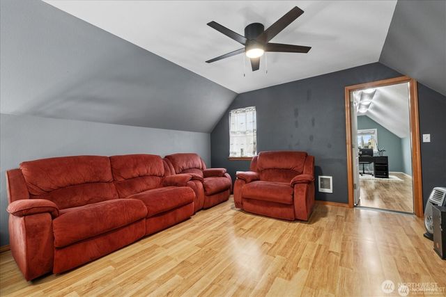 128 Milwaukee Boulevard S, Algona, WA 98001