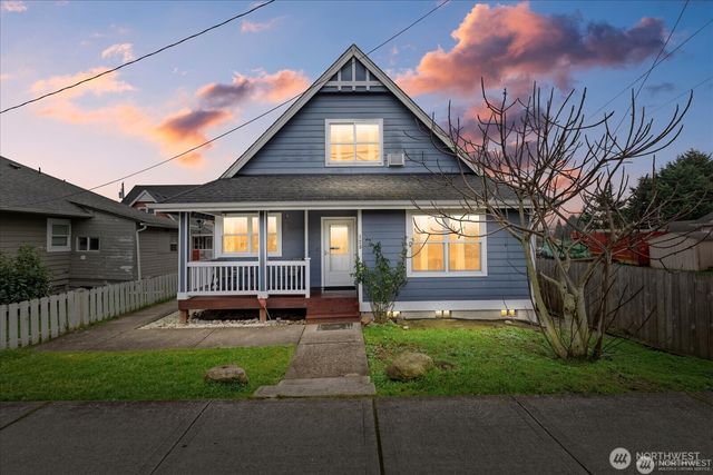 128 Milwaukee Boulevard S, Algona, WA 98001