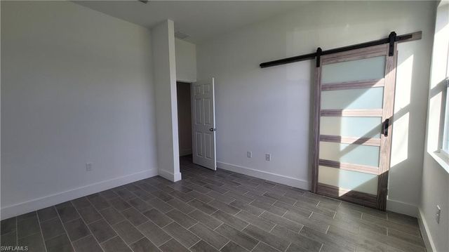 412 SW 28th AVE, Cape Coral, FL 33991