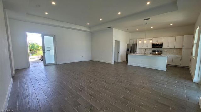 412 SW 28th AVE, Cape Coral, FL 33991