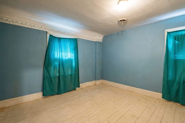 217 12th Street, East Moline, IL 61244