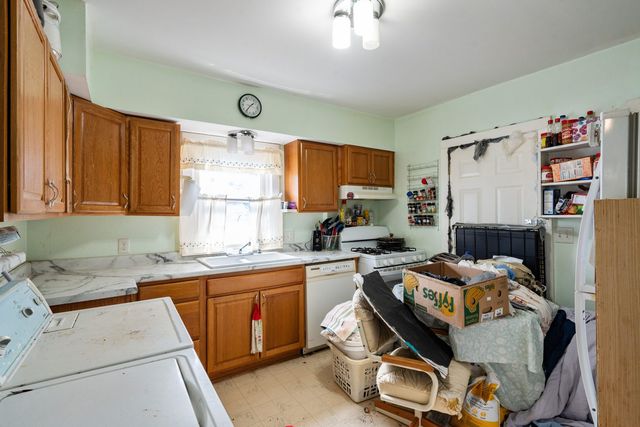 217 12th Street, East Moline, IL 61244