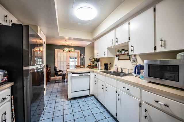 85 COUNTRY CLUB LANE, Mulberry, FL 33860