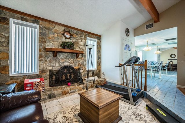 85 COUNTRY CLUB LANE, Mulberry, FL 33860
