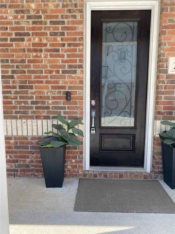 203 S Village Way, Lewisville, TX 75057