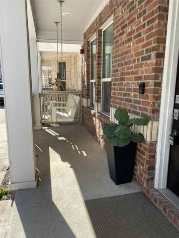 203 S Village Way, Lewisville, TX 75057