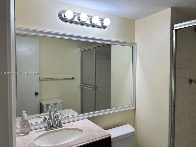 371 S Hollybrook Dr 308, Pembroke Pines, FL 33025