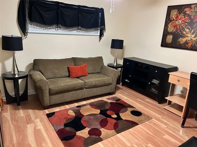 371 S Hollybrook Dr 308, Pembroke Pines, FL 33025