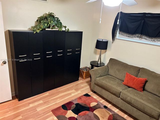 371 S Hollybrook Dr 308, Pembroke Pines, FL 33025