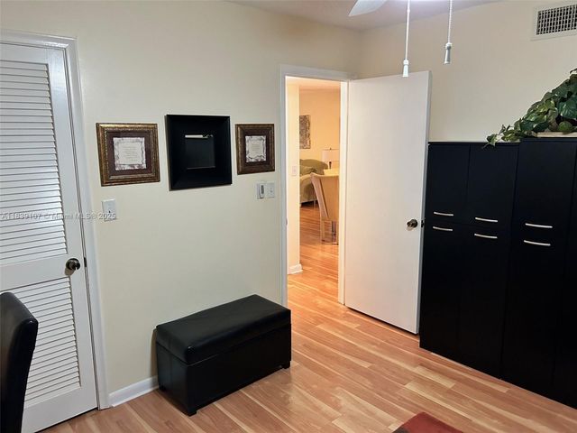 371 S Hollybrook Dr 308, Pembroke Pines, FL 33025