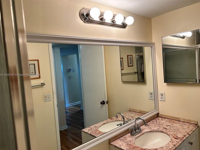 371 S Hollybrook Dr 308, Pembroke Pines, FL 33025