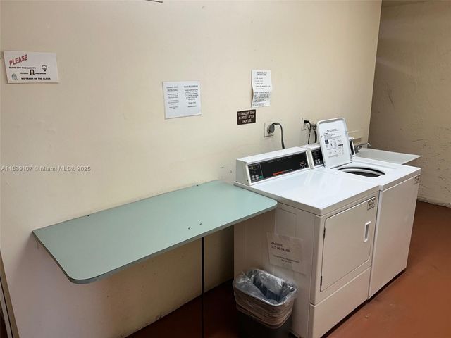 371 S Hollybrook Dr 308, Pembroke Pines, FL 33025