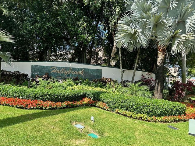 371 S Hollybrook Dr 308, Pembroke Pines, FL 33025