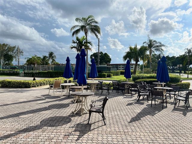 371 S Hollybrook Dr 308, Pembroke Pines, FL 33025