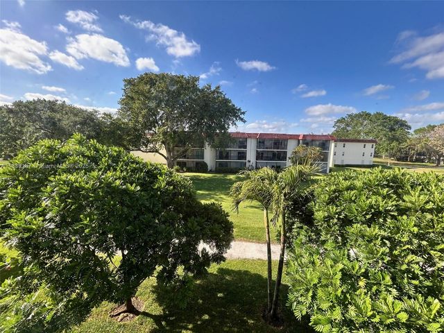 371 S Hollybrook Dr 308, Pembroke Pines, FL 33025