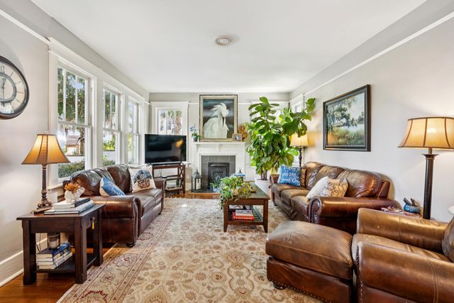 138 Folly Road Boulevard, Charleston, SC 29407