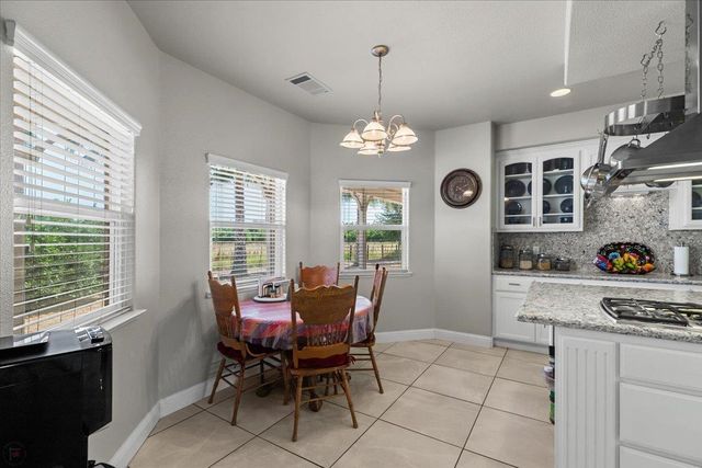 31011 Edwards Ave, Oakdale, CA 95361