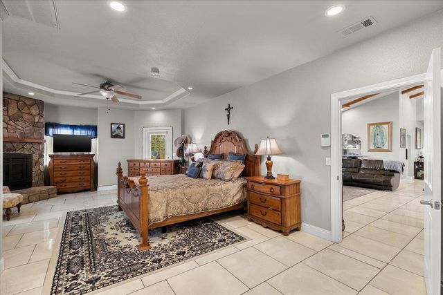 31011 Edwards Ave, Oakdale, CA 95361