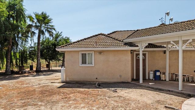 31011 Edwards Ave, Oakdale, CA 95361