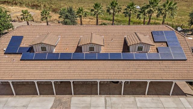 31011 Edwards Ave, Oakdale, CA 95361