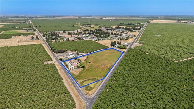 31011 Edwards Ave, Oakdale, CA 95361