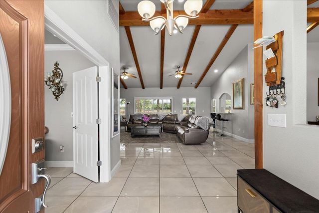 31011 Edwards Ave, Oakdale, CA 95361