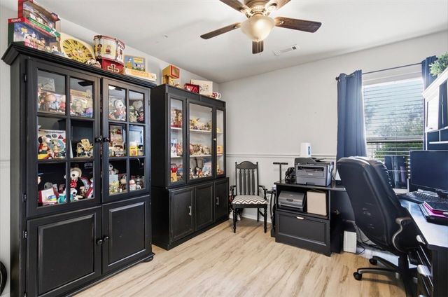 905 Sandrock Road, Bentonville, AR 72712