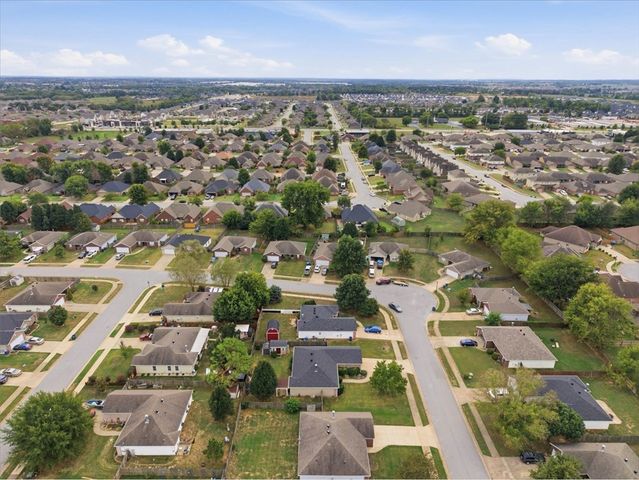 905 Sandrock Road, Bentonville, AR 72712