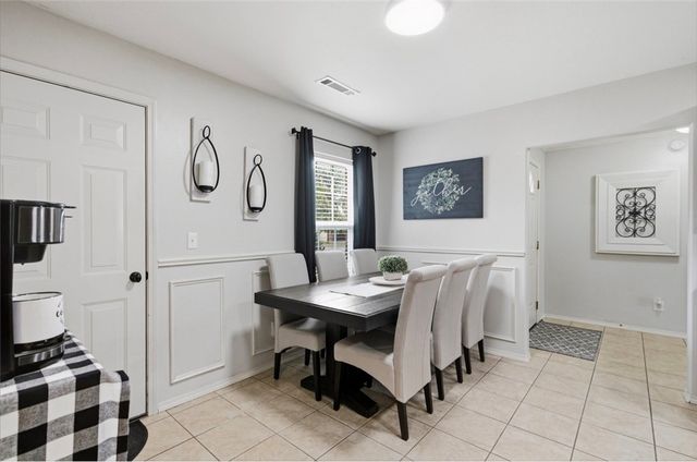 905 Sandrock Road, Bentonville, AR 72712