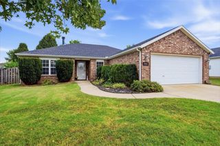 905 Sandrock Road, Bentonville, AR 72712