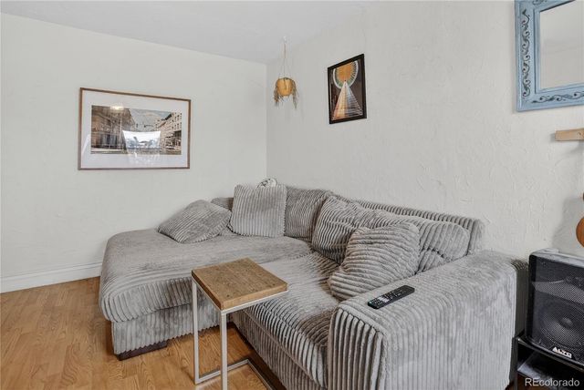 1962 S Logan Street, Denver, CO 80210