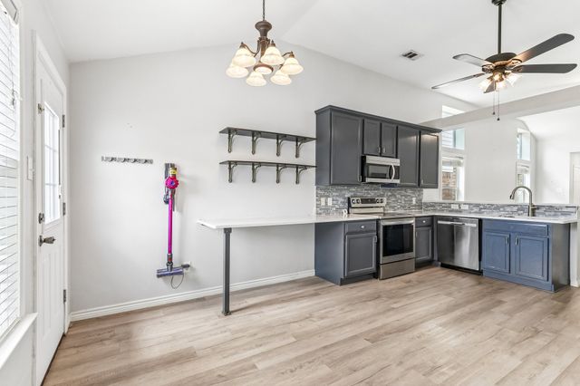 9012 Wayne Street, Cross Roads, TX 76227