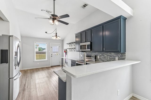 9012 Wayne Street, Cross Roads, TX 76227