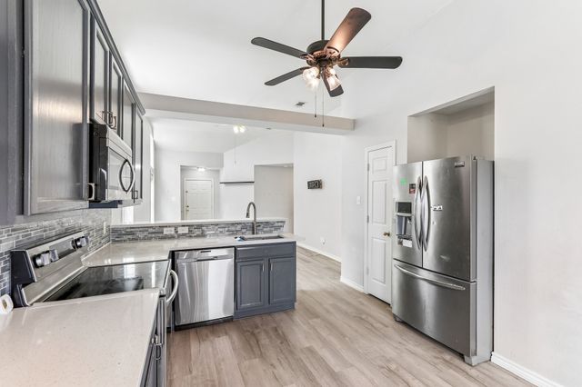 9012 Wayne Street, Cross Roads, TX 76227