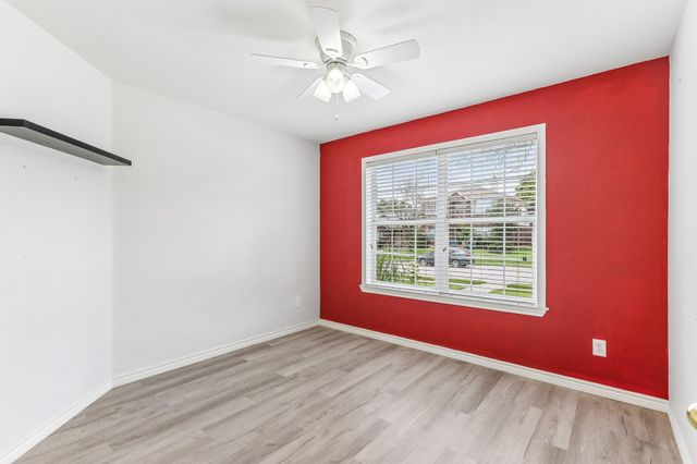 9012 Wayne Street, Cross Roads, TX 76227